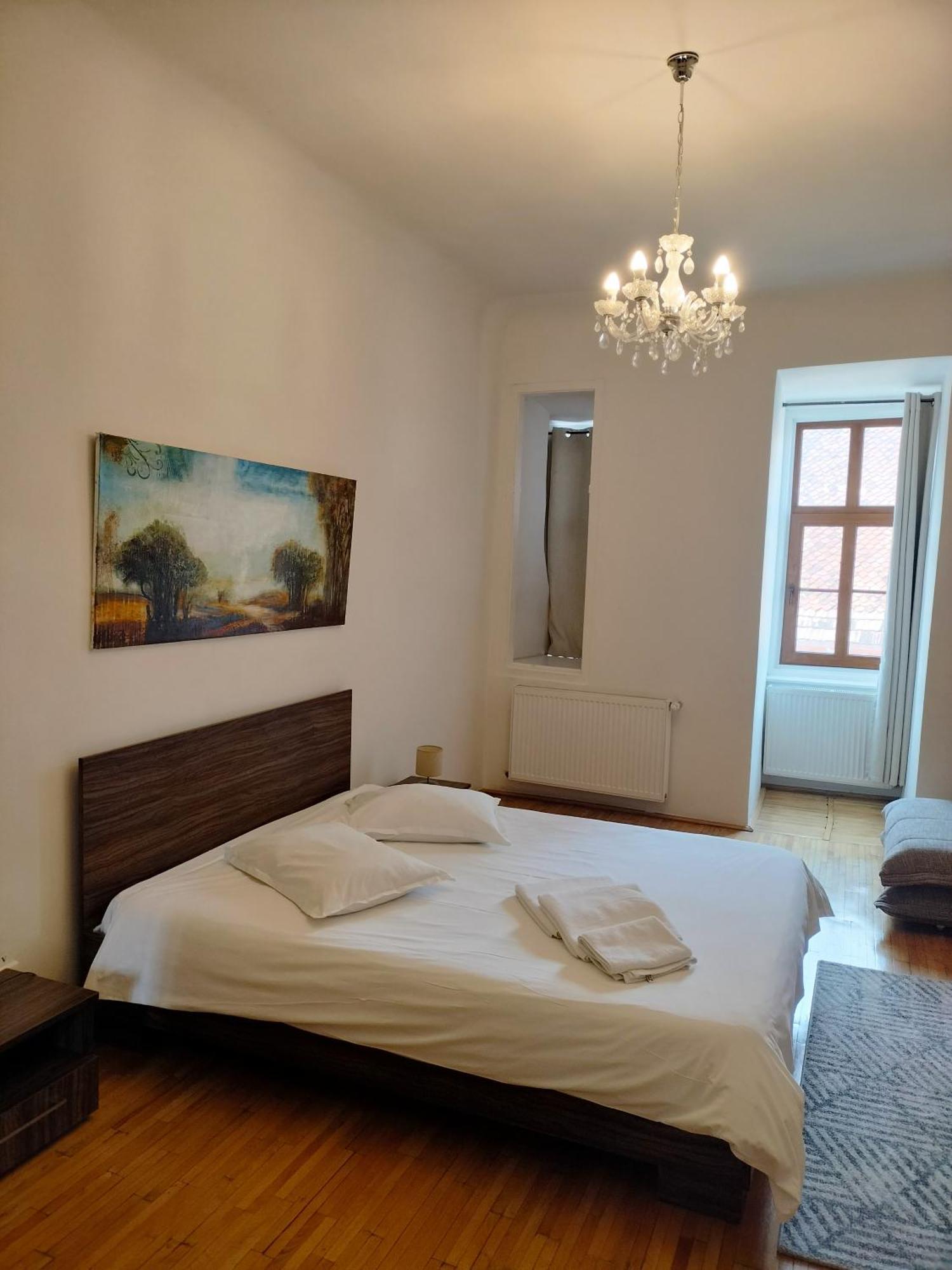 Hotel Casa Sforii Braşov Exterior foto